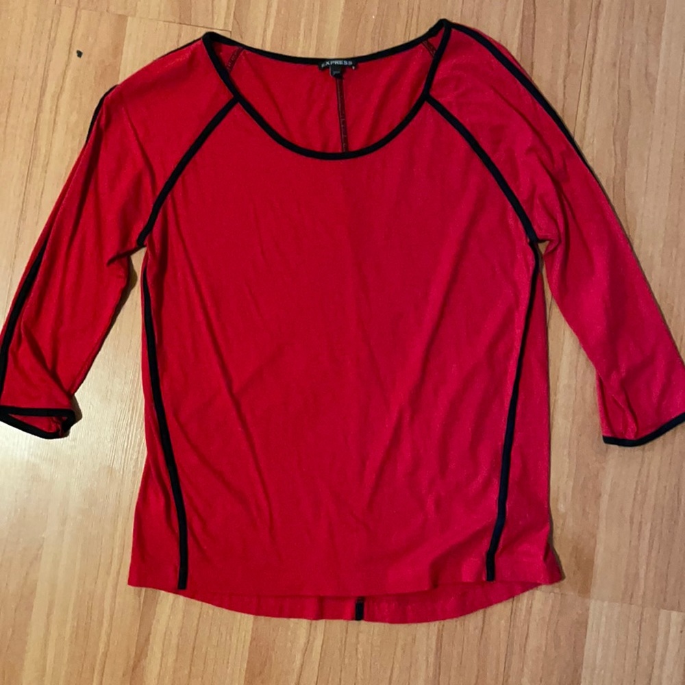 EXPRESS 3/4 Sleeve Tee